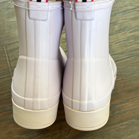 Hunter Women's Lilac Purple Waterproof Short Rain Boots - Picture 6 of 11